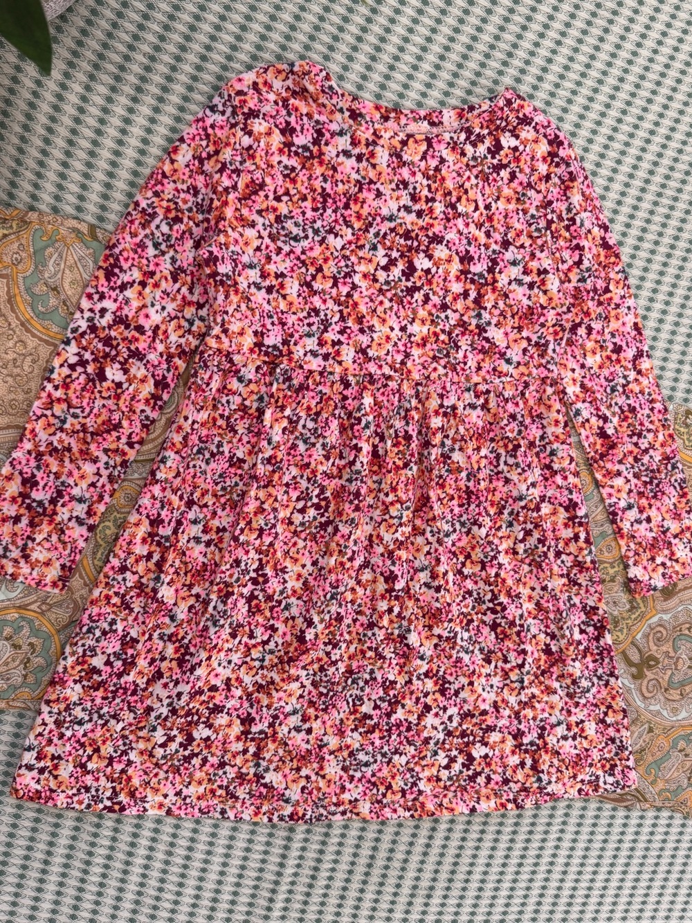 New Old Navy Floral Cotton Long Sleeve Dress 4T Toddler Girl 
100% cotton

Bin t